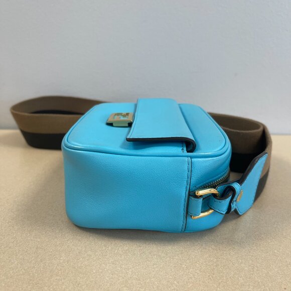 Fendi Baguette Camera Crossbody Bag in Turquoise Blue - Preowned - Picture 7 of 16
